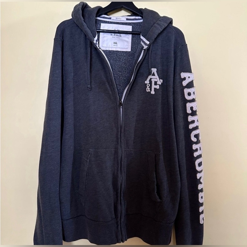 Vintage Abercrombie & Fitch Charcoal Zip-Up Hoodie with Sleeve Logo